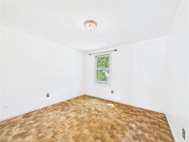 112 Longmeadow Avenue, Warwick, RI 02889