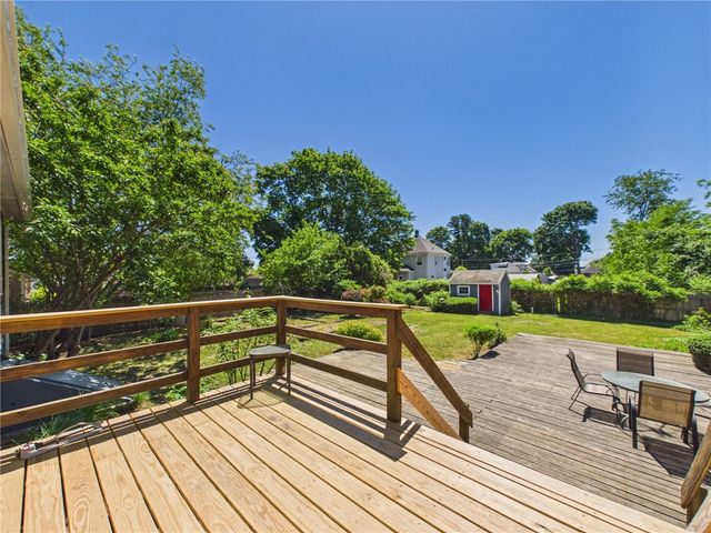 112 Longmeadow Avenue, Warwick, RI 02889