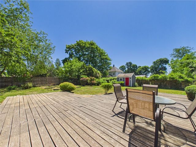 112 Longmeadow Avenue, Warwick, RI 02889