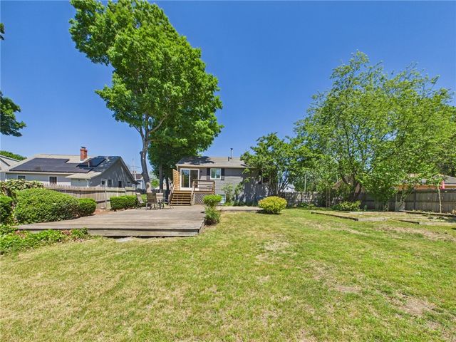 112 Longmeadow Avenue, Warwick, RI 02889