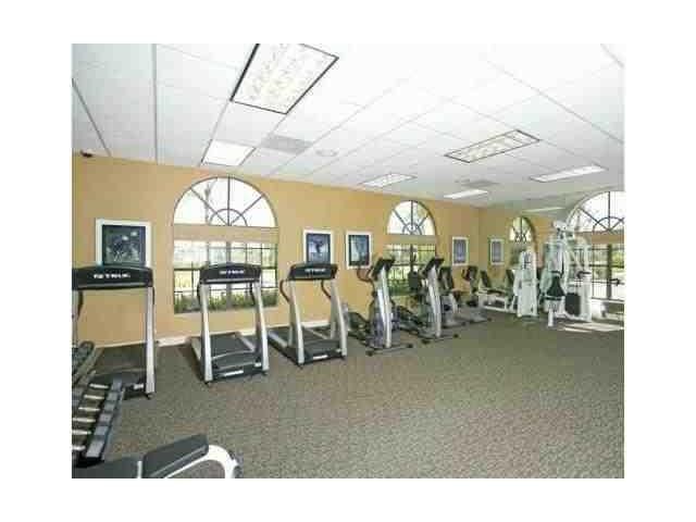 1515 Lake Crystal Drive H, West Palm Beach, FL 33411