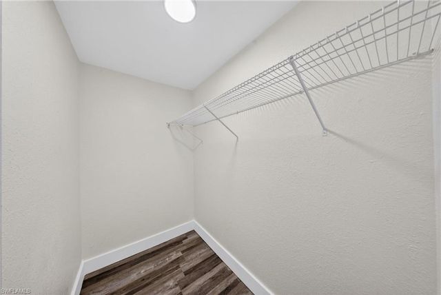 280 1st ST NW, Naples, FL 34120
