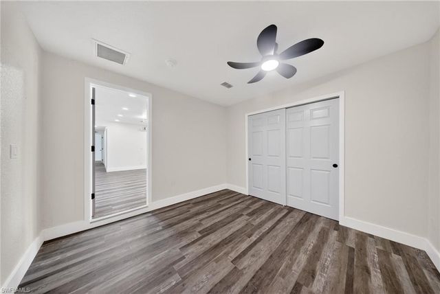280 1st ST NW, Naples, FL 34120