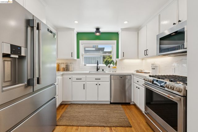 485 55th St, Oakland, CA 94609