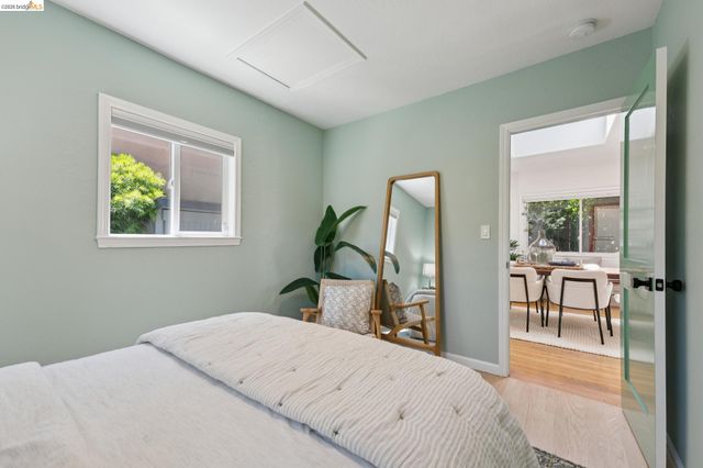 485 55th St, Oakland, CA 94609