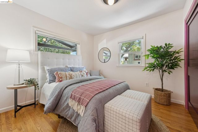 485 55th St, Oakland, CA 94609