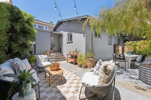 485 55th St, Oakland, CA 94609