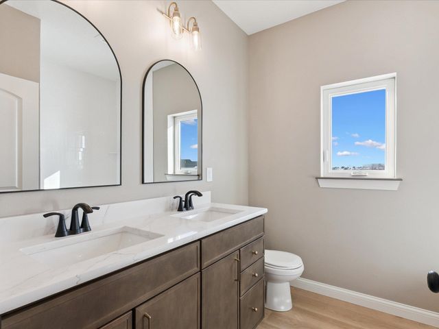 1522 Pebble Stone Place, Cedar Falls, IA 50613