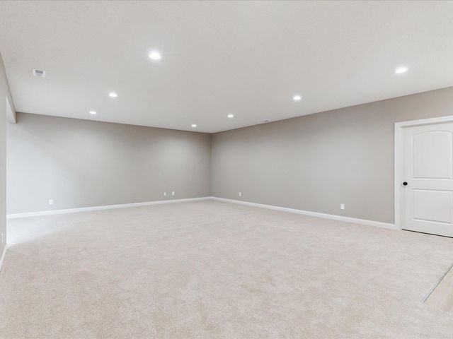 1522 Pebble Stone Place, Cedar Falls, IA 50613