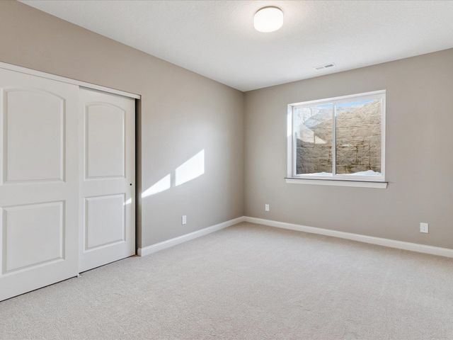 1522 Pebble Stone Place, Cedar Falls, IA 50613