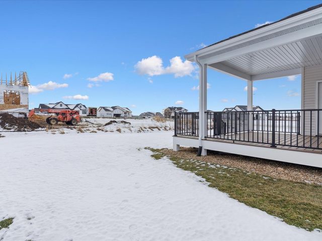 1522 Pebble Stone Place, Cedar Falls, IA 50613