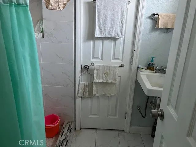 2561 Troy, South El Monte, CA 91733