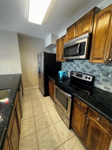 7545 E Treasure Dr 9K, North Bay Village, FL 33141