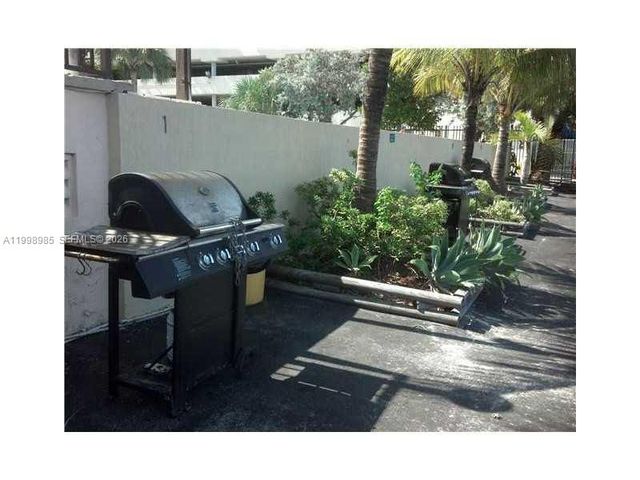 7545 E Treasure Dr 9K, North Bay Village, FL 33141