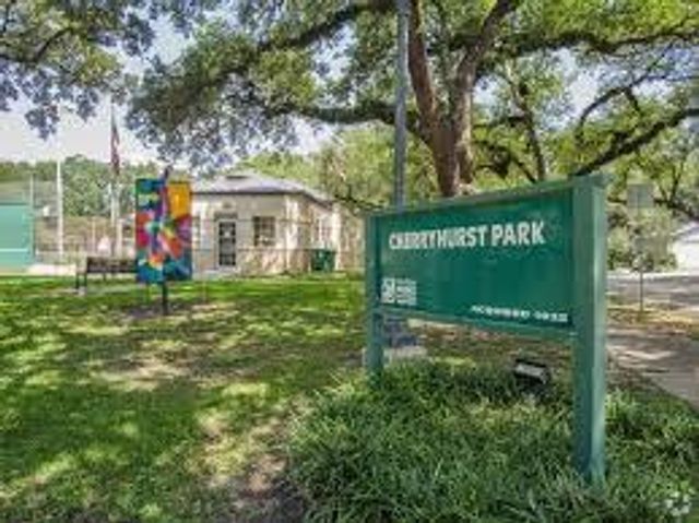 1717 Missouri Street, Houston, TX 77006