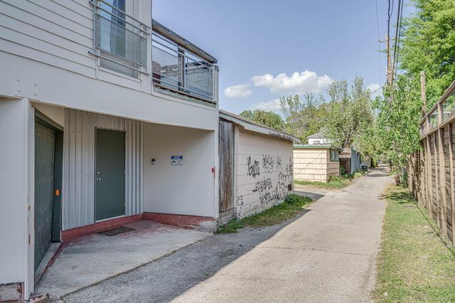 1717 Missouri Street, Houston, TX 77006
