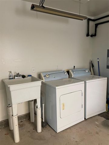 1717 Missouri Street, Houston, TX 77006