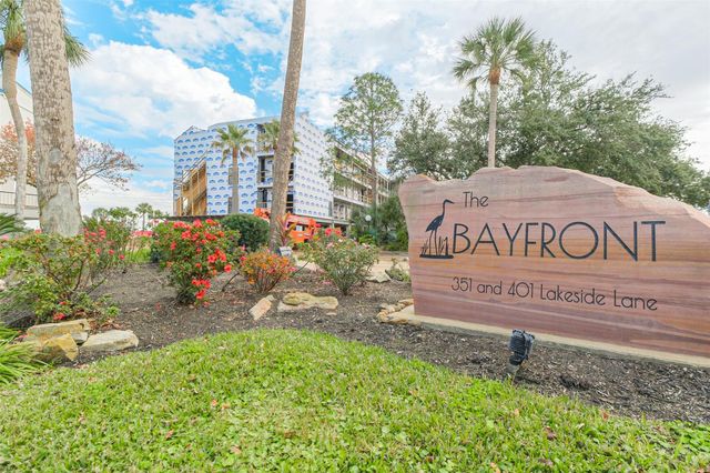 351 Lakeside Lane 105 A, Houston, TX 77058