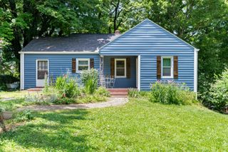 208 Inglewood Dr, Clarksville, TN 37040