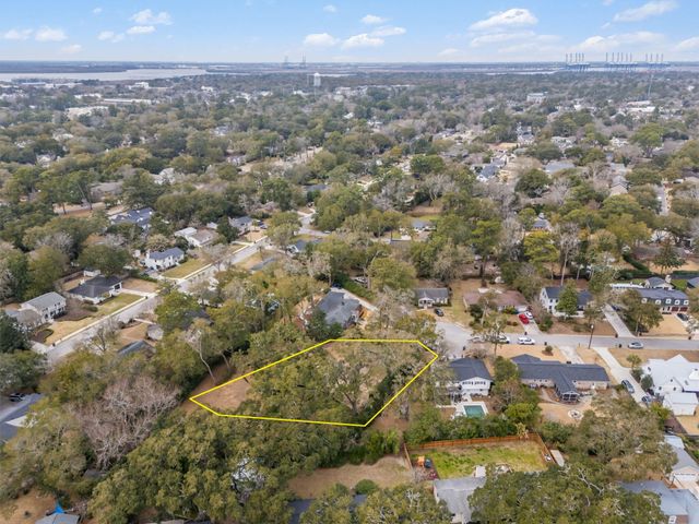 1042 Chambers Lane, Mount Pleasant, SC 29464