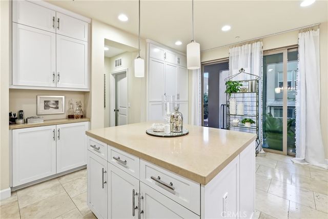 23 Vantis, Aliso Viejo, CA 92656