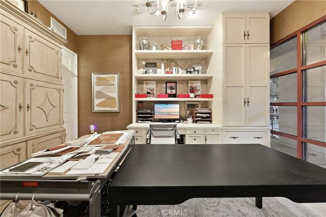 23 Vantis, Aliso Viejo, CA 92656