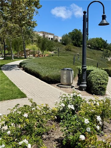 23 Vantis, Aliso Viejo, CA 92656