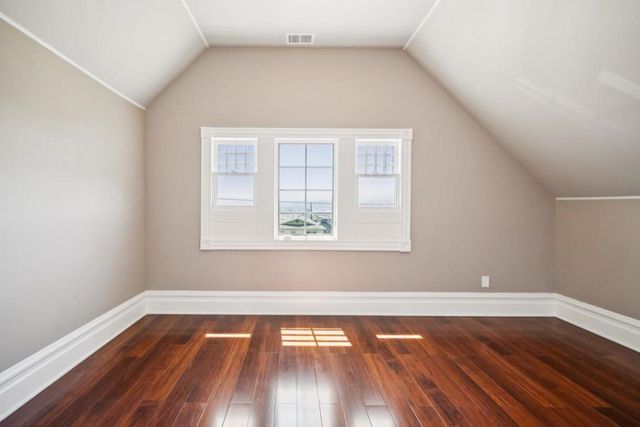 530 Grand Avenue, South San Francisco, CA 94080