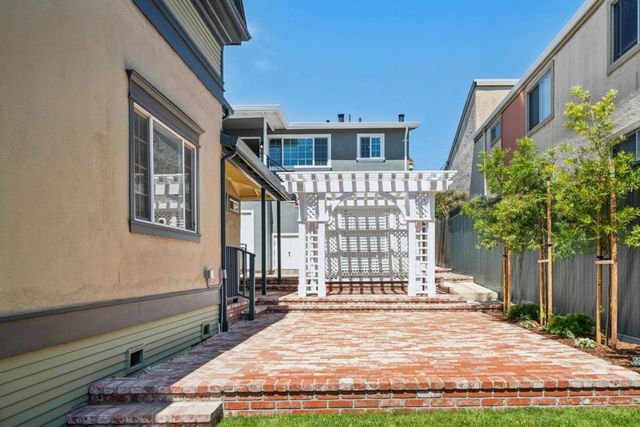 530 Grand Avenue, South San Francisco, CA 94080