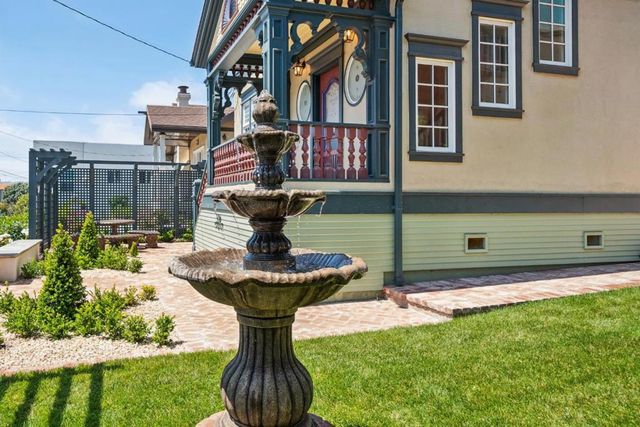 530 Grand Avenue, South San Francisco, CA 94080