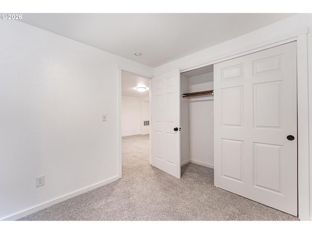 15106 Se LINCOLN St, Portland, OR 97233