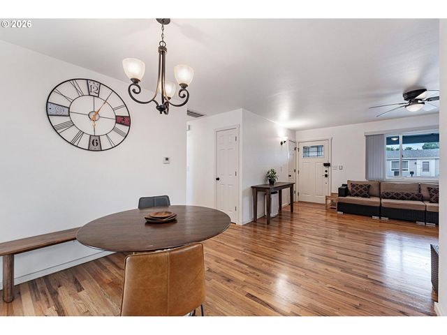 15106 Se LINCOLN St, Portland, OR 97233