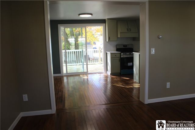 7 Hillcrest Drive, Pomfret, NY 14063