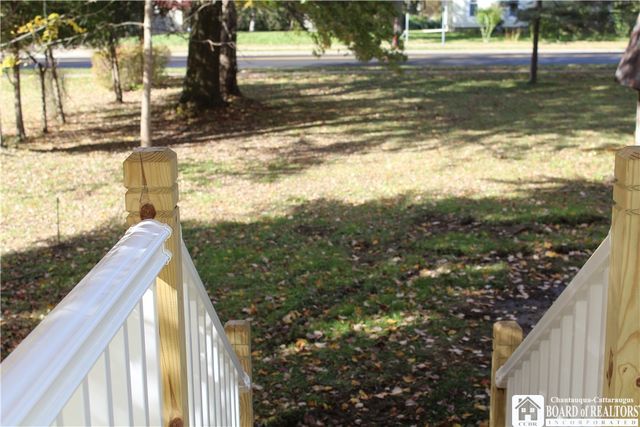 7 Hillcrest Drive, Pomfret, NY 14063