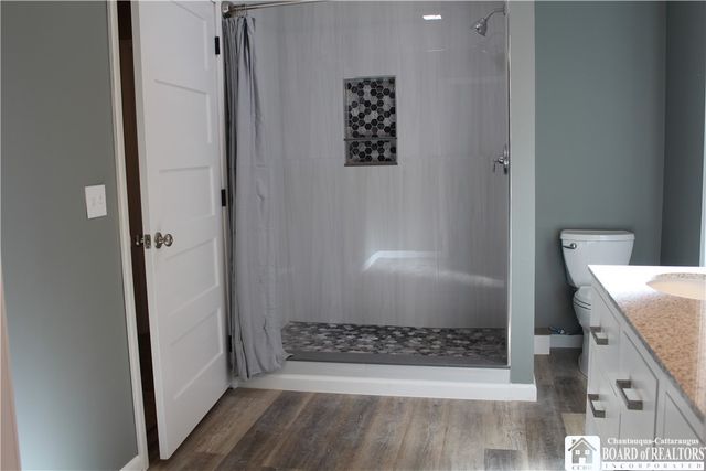 7 Hillcrest Drive, Pomfret, NY 14063