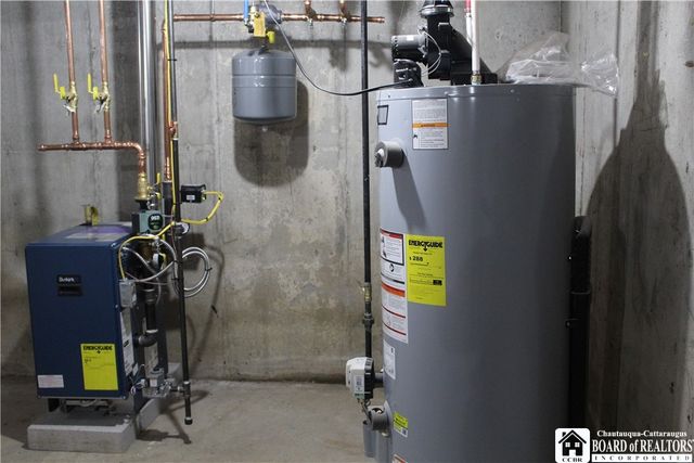 7 Hillcrest Drive, Pomfret, NY 14063