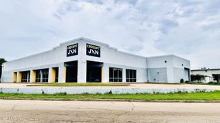 1434 Old Square Road, Jackson, MS 39211