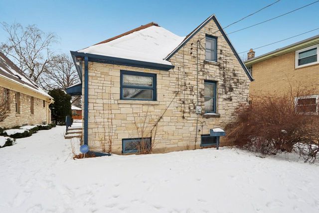 3760 N 42nd STREET, Milwaukee, WI 53216