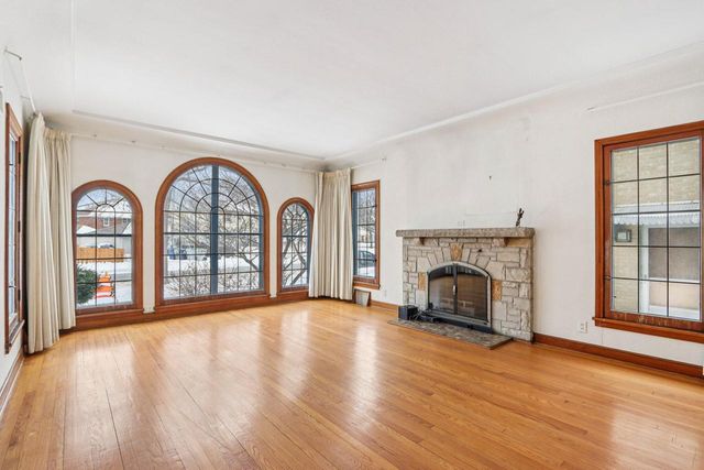 3760 N 42nd STREET, Milwaukee, WI 53216