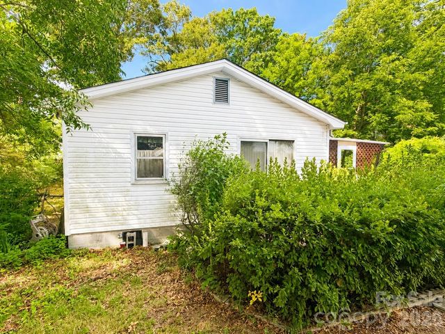 128 E Hilltop Drive, Gastonia, NC 28054