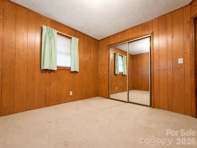 128 E Hilltop Drive, Gastonia, NC 28054