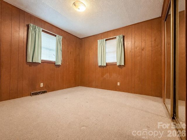 128 E Hilltop Drive, Gastonia, NC 28054