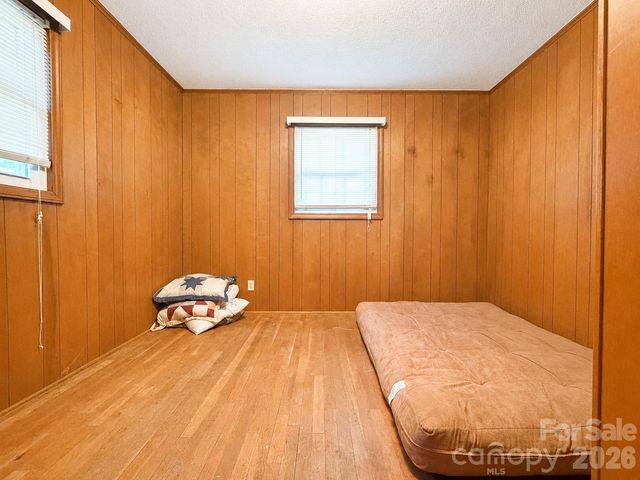 128 E Hilltop Drive, Gastonia, NC 28054