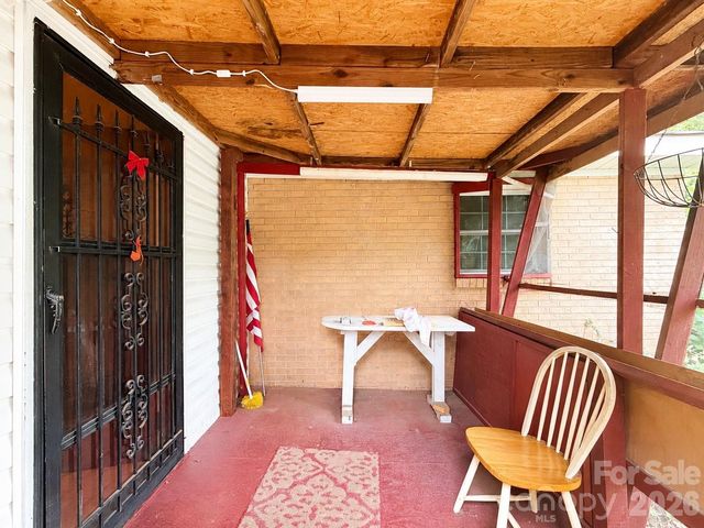 128 E Hilltop Drive, Gastonia, NC 28054