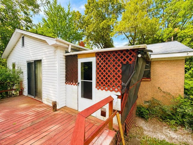 128 E Hilltop Drive, Gastonia, NC 28054