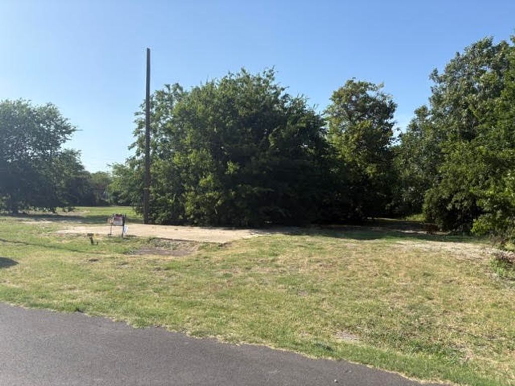 101 Water Street, Red Oak, TX 75154