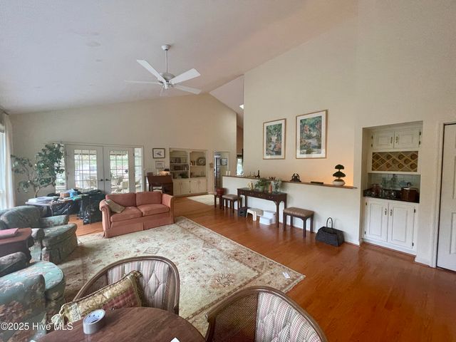 1050 Burning Tree Road, Pinehurst, NC 28374