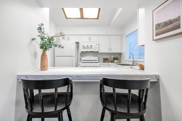 1924 S Cain Street, Visalia, CA 93292