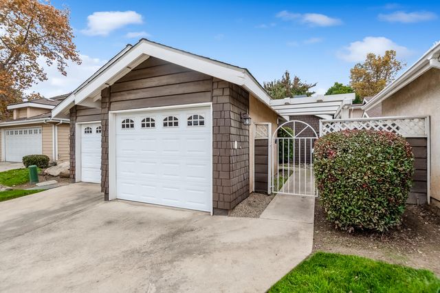 1924 S Cain Street, Visalia, CA 93292