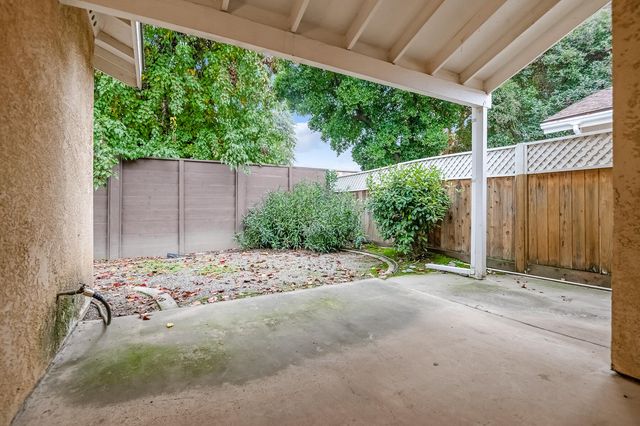 1924 S Cain Street, Visalia, CA 93292